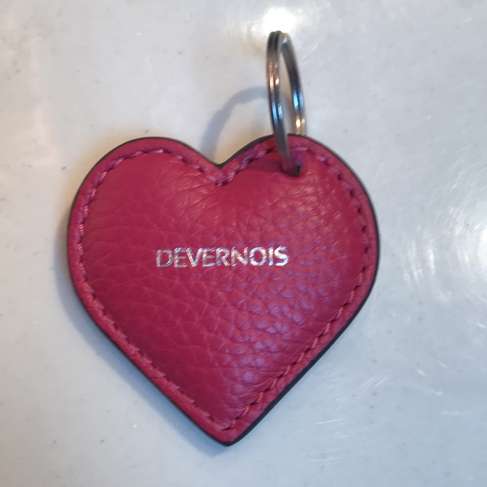 NIB Pink leather heart key chain. Soooo cute! French Devernois brand. ❤️❤️❤️❤️